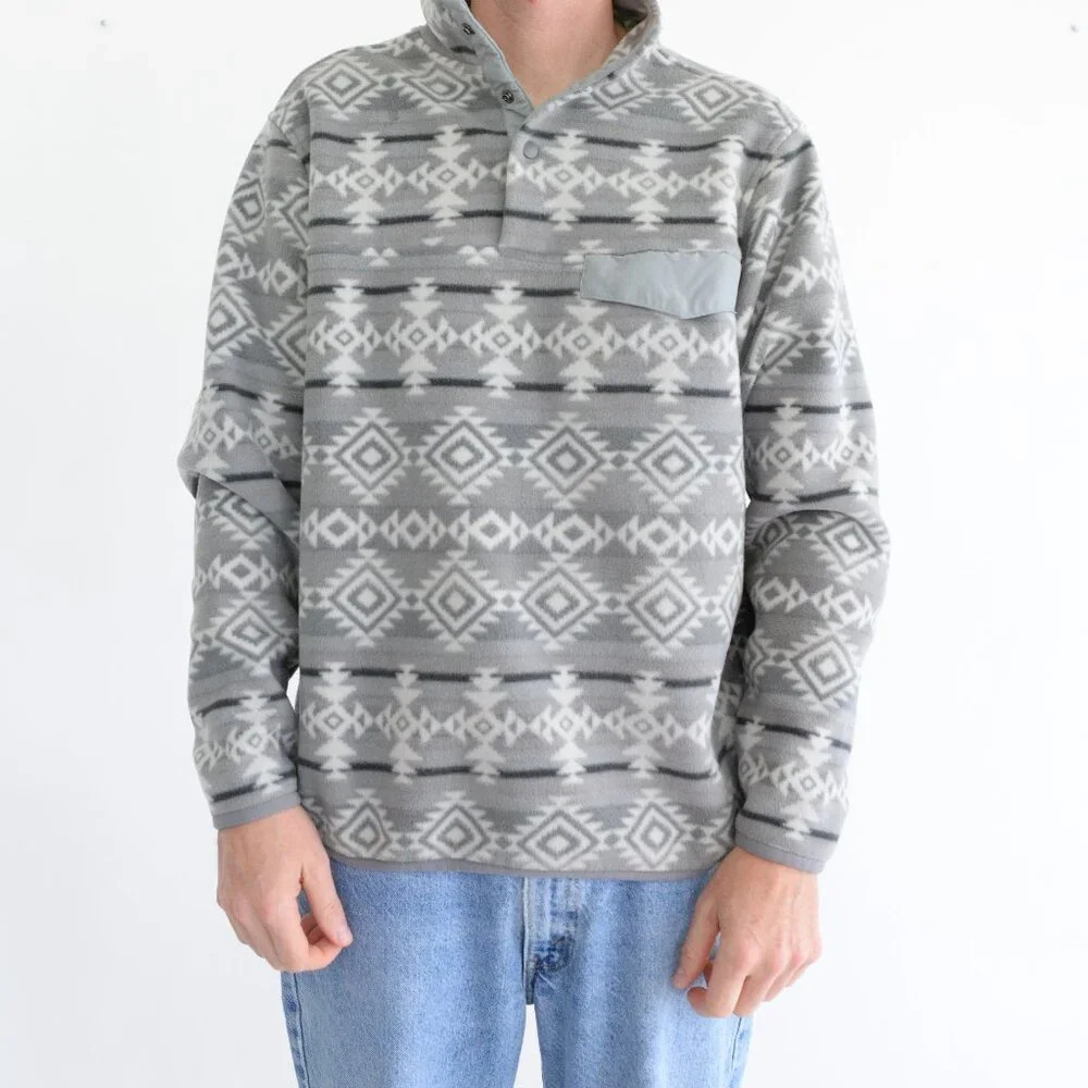 Southern Grit Outfitters Gray And White Aztec Pull Over Fleece Sweater Medium